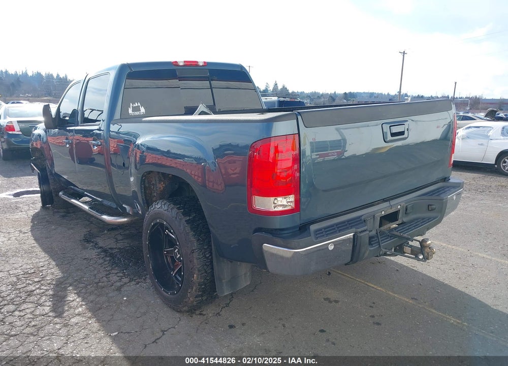 2008 GMC SIERRA 2500HD SLT VIN: 1GTHK23618F161989