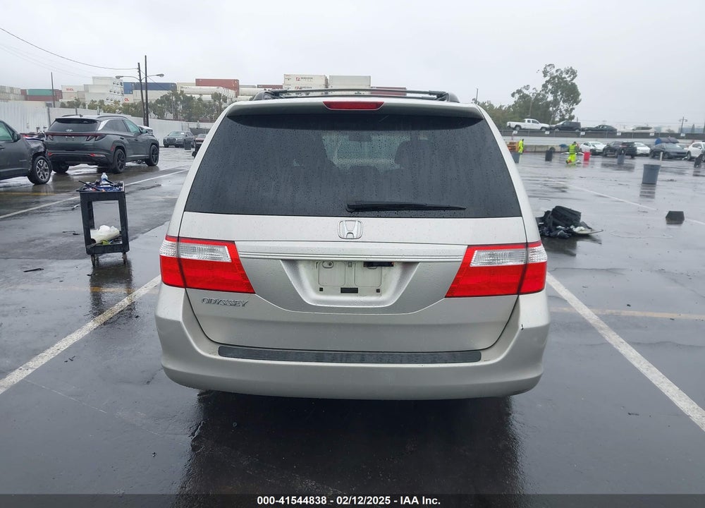 2006 HONDA ODYSSEY EX VIN: 5FNRL38406B058353