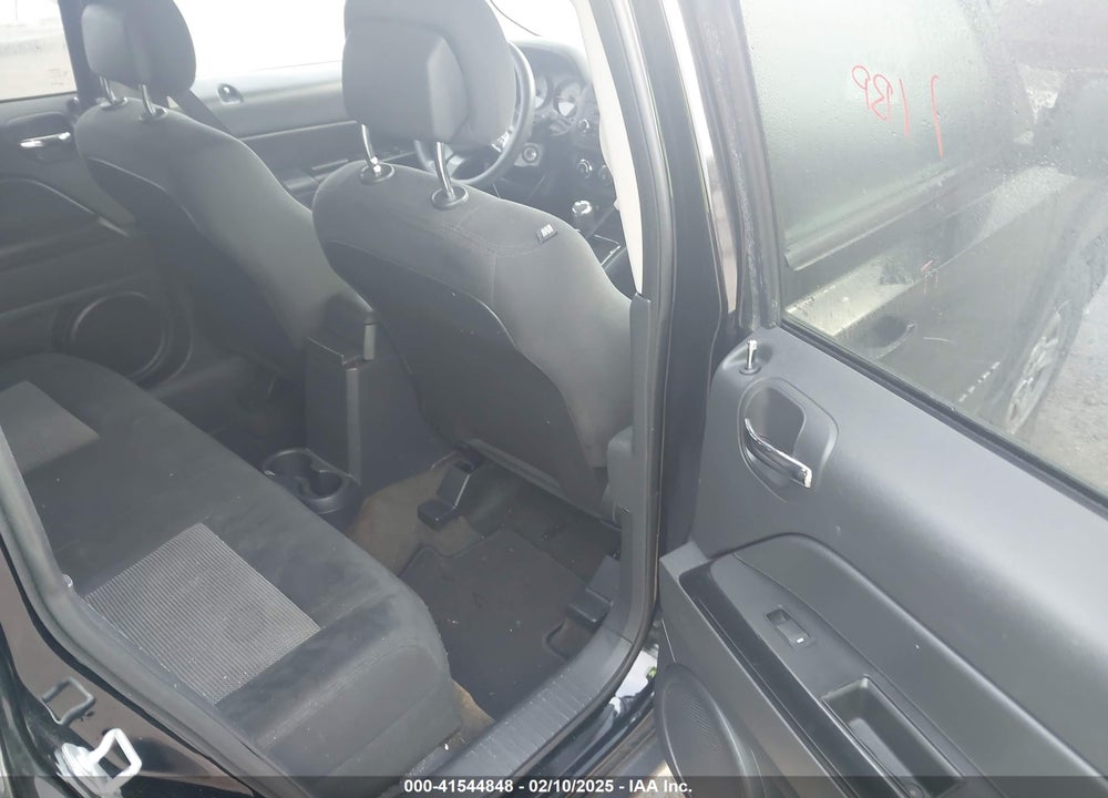 2016 JEEP PATRIOT VIN: 1C4NJPBB5GD727177