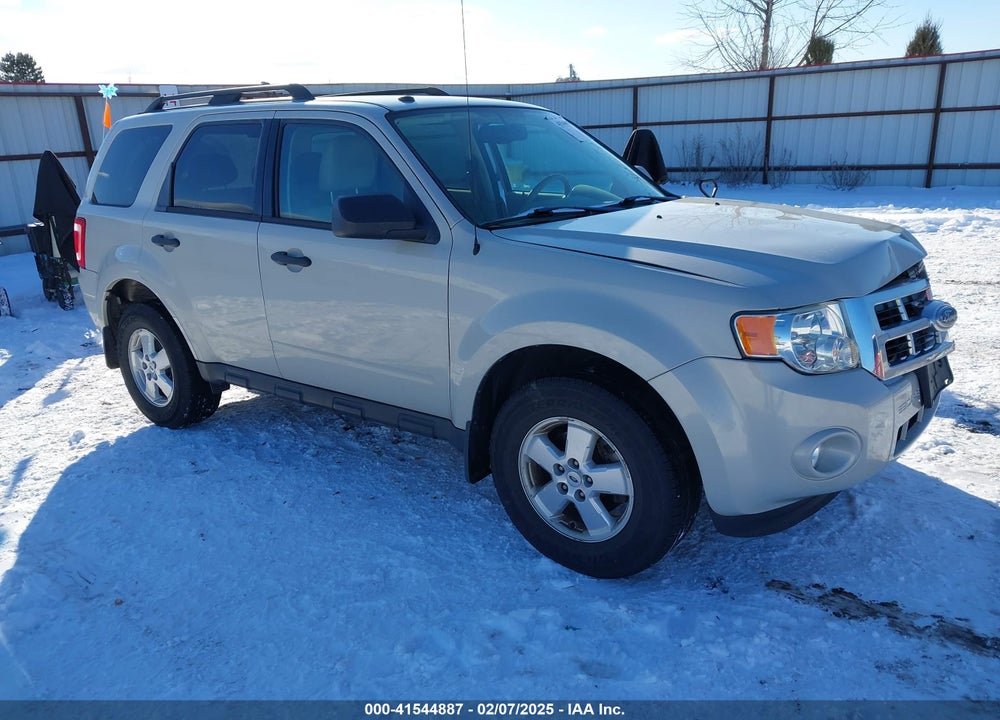 2009 FORD ESCAPE XLT VIN: 1FMCU03799KA86335