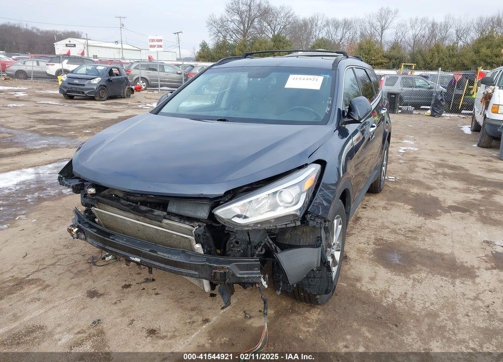 2017 HYUNDAI SANTA FE VIN: KM8SNDHF3HU178057