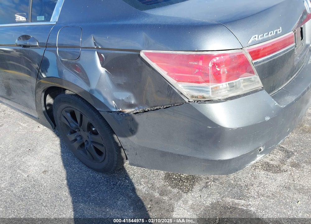 2011 HONDA ACCORD 2.4 SE VIN: 1HGCP2F67BA056757