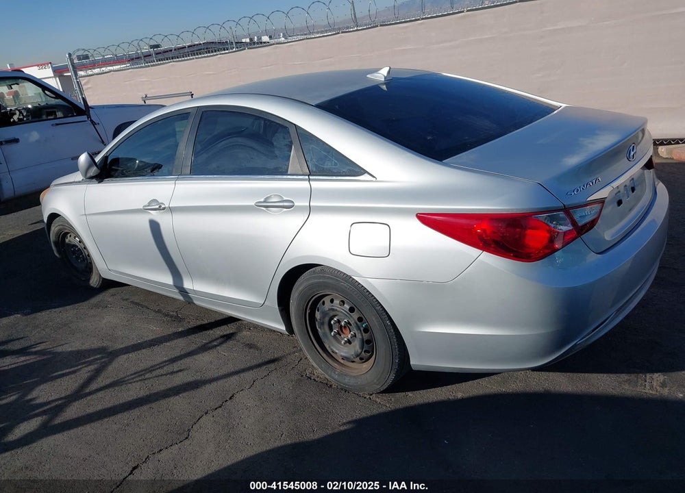 2011 HYUNDAI SONATA GLS VIN: 5NPEB4ACXBH092384