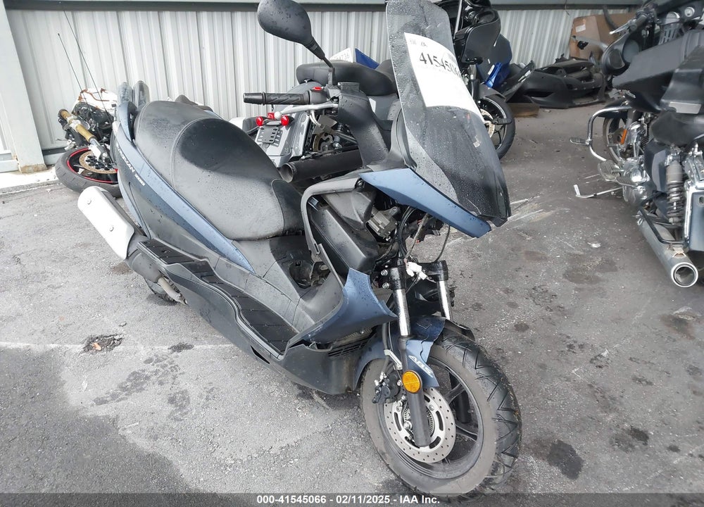 2022 SUZUKI UH200 VIN: MLCCH41A4N1600268