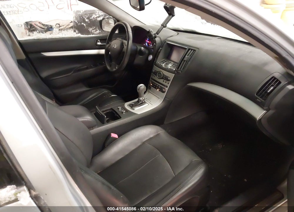 2009 INFINITI G37X VIN: JNKCV61F19M354960