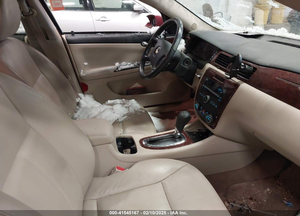 2011 CHEVROLET IMPALA VIN: 2G1WB5EK2B1187656
