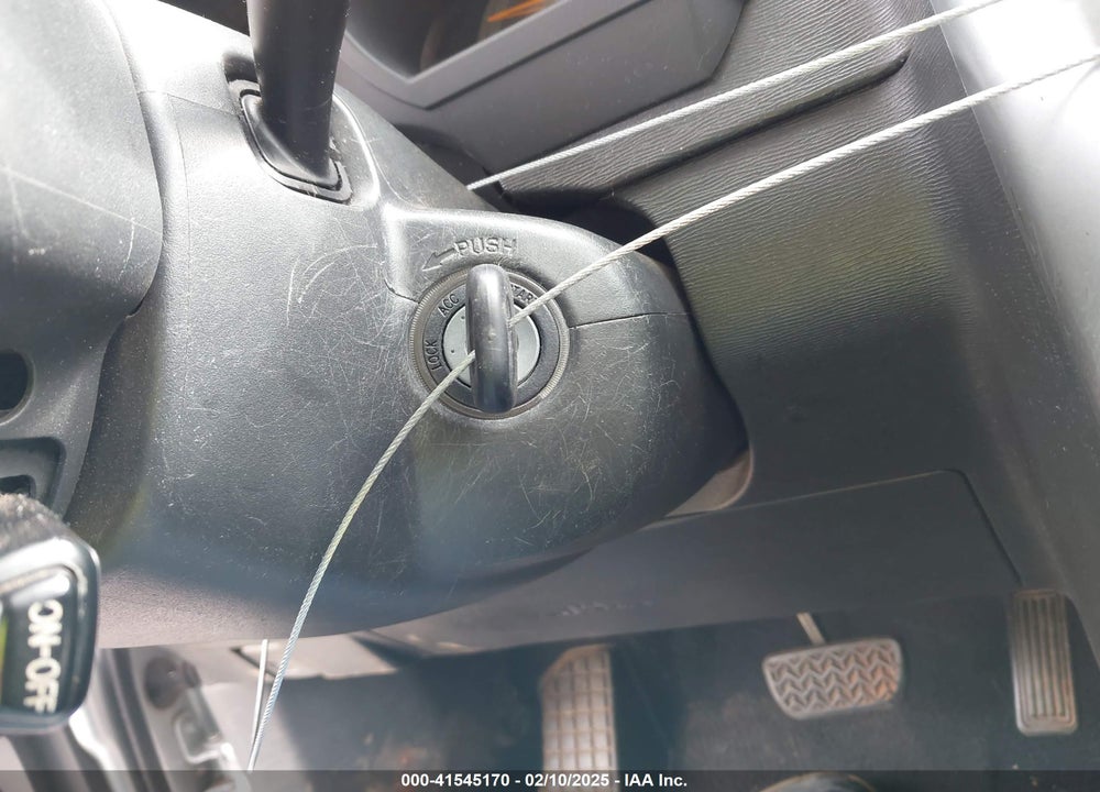 2006 SCION TC VIN: JTKDE177060110267