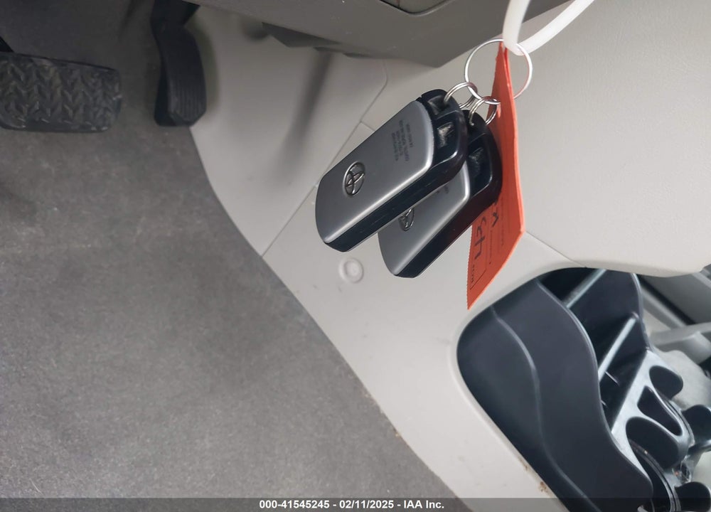 2020 TOYOTA SIENNA XLE VIN: 5TDYZ3DC0LS076737