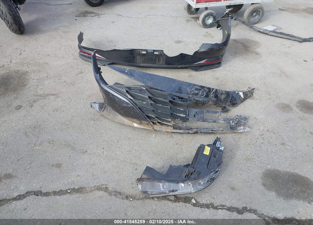 2022 HYUNDAI ELANTRA VIN: 5NPLM4AGXNH078719