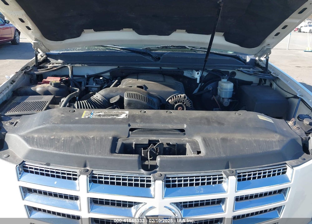2011 CADILLAC ESCALADE ESV LUXURY VIN: 1GYS4HEF9BR203728