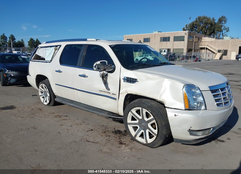 2011 CADILLAC ESCALADE ESV LUXURY VIN: 1GYS4HEF9BR203728