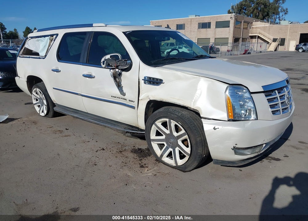 2011 CADILLAC ESCALADE ESV LUXURY VIN: 1GYS4HEF9BR203728