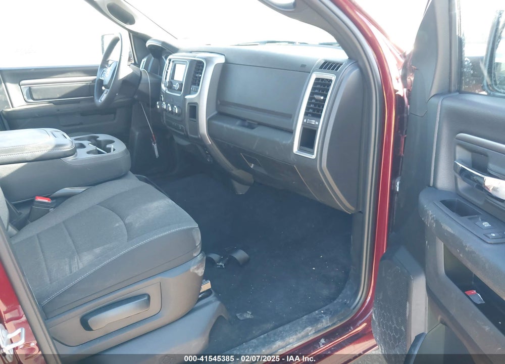 2024 RAM 1500 CLASSIC WARLOCK 4X4 5'7 BOX VIN: 1C6RR7LG1RS148262