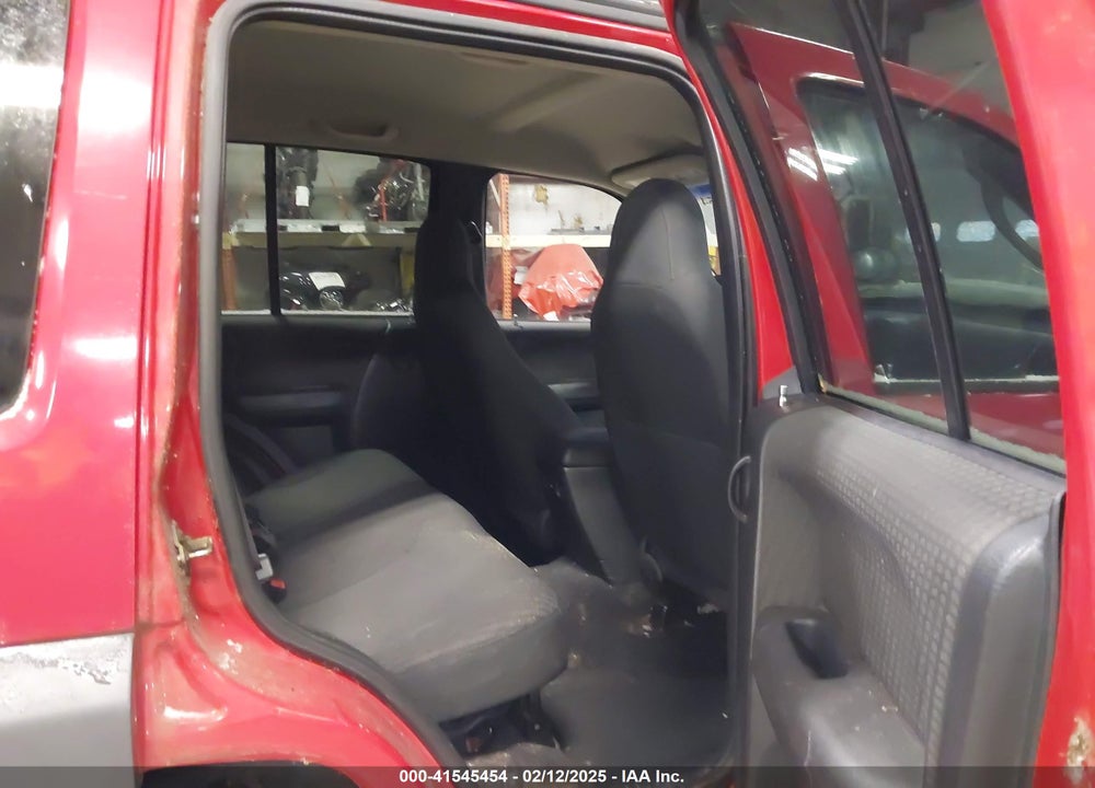 2002 JEEP LIBERTY SPORT VIN: 1J4GL48K02W202219