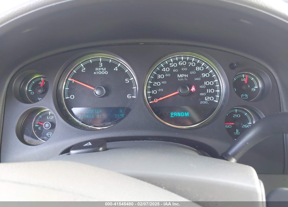 2009 CHEVROLET SUBURBAN 1500 LT2 VIN: 1GNFC26029R218011