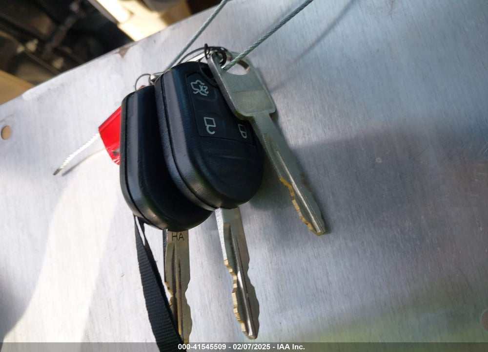 2010 FORD FUSION SE VIN: 3FAHP0HG9AR190985