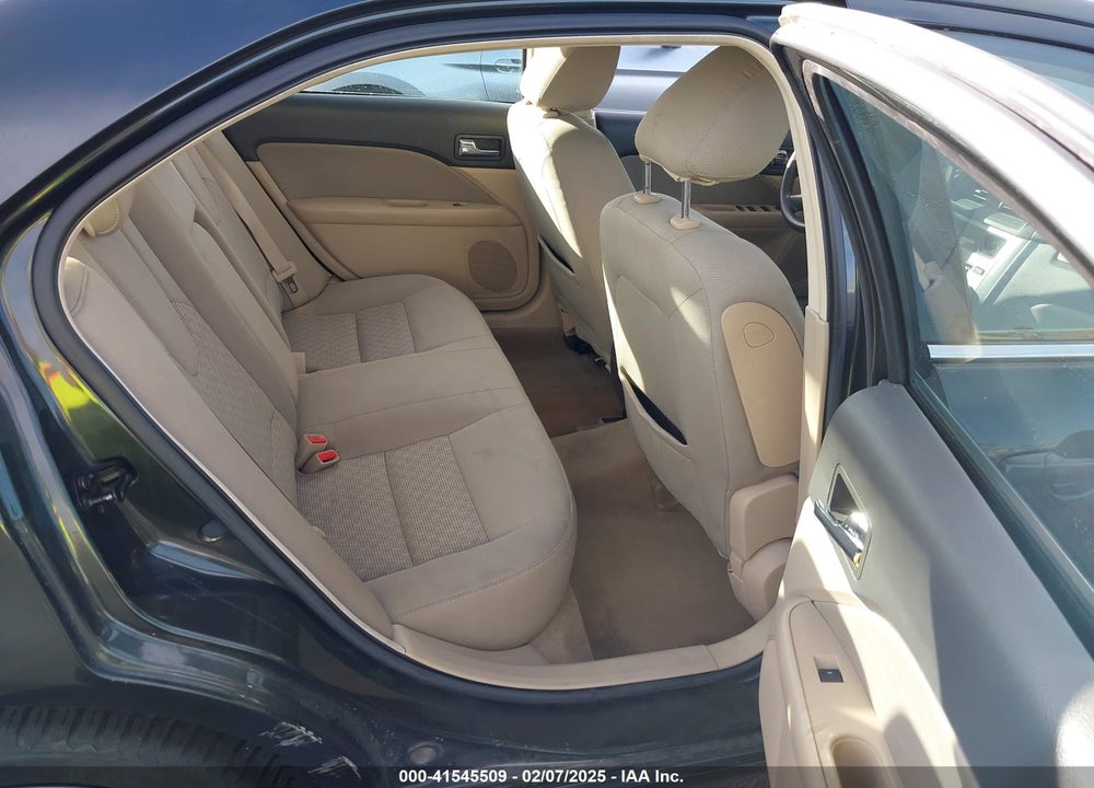 2010 FORD FUSION SE VIN: 3FAHP0HG9AR190985