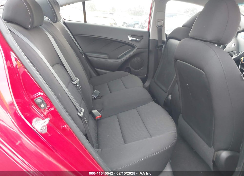 2016 KIA FORTE LX VIN: KNAFK4A65G5579687