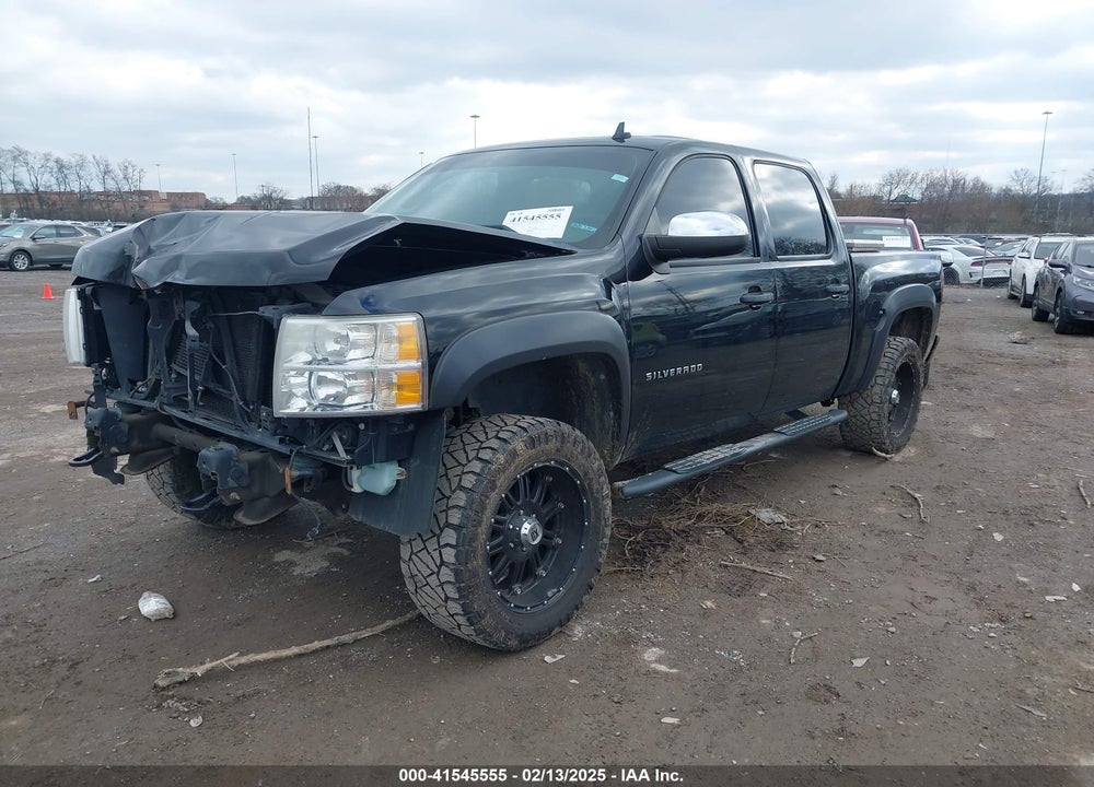 2011 CHEVROLET SILVERADO 1500 LT VIN: 3GCPKSE3XBG197393