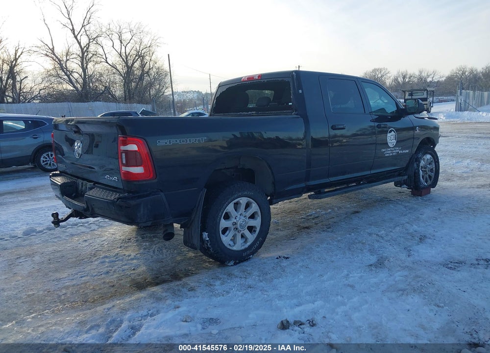 2019 RAM 3500 BIG HORN  4X4 6'4 BOX VIN: 3C63R3LL8KG610003