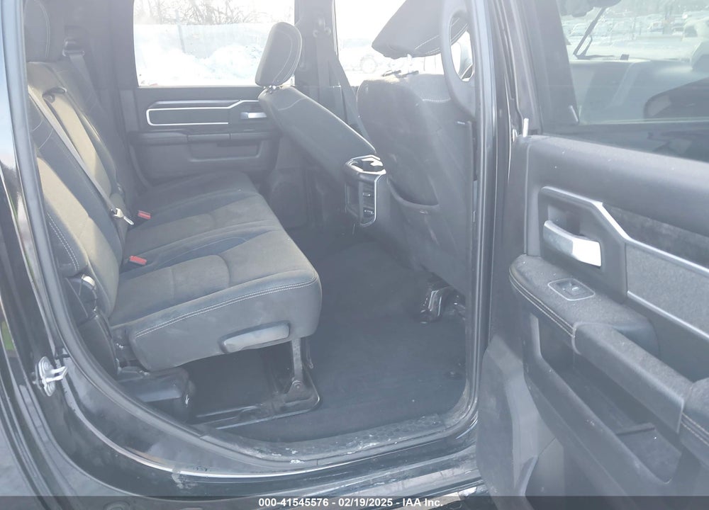2019 RAM 3500 BIG HORN  4X4 6'4 BOX VIN: 3C63R3LL8KG610003