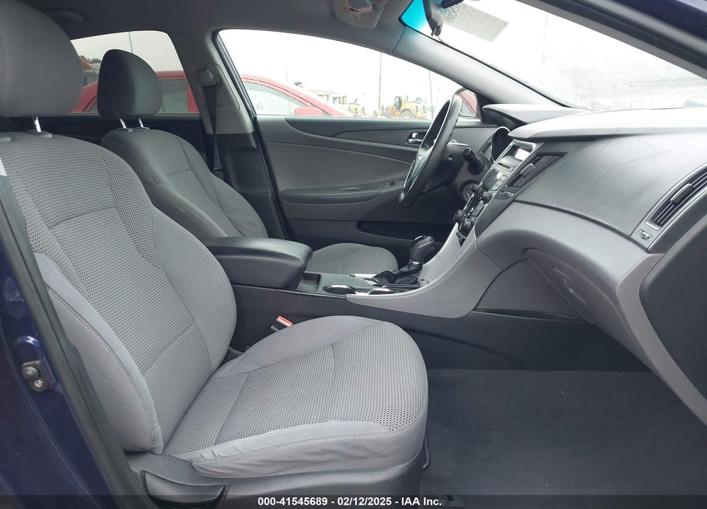 2011 HYUNDAI SONATA VIN: 5NPEB4AC5BH080739