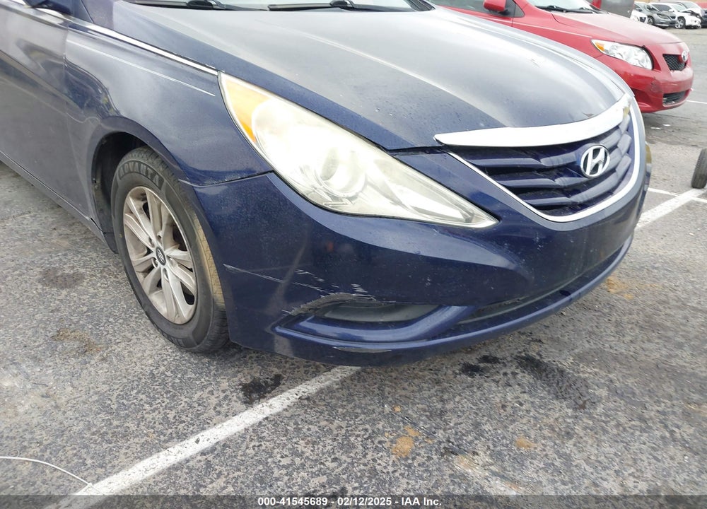 2011 HYUNDAI SONATA VIN: 5NPEB4AC5BH080739