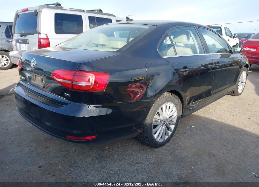 2015 VOLKSWAGEN JETTA VIN: 3VWD17AJ9FM287145