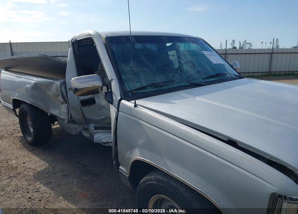 1993 CHEVROLET GMT-400 C1500 VIN: 1GCDC14K7PZ221773