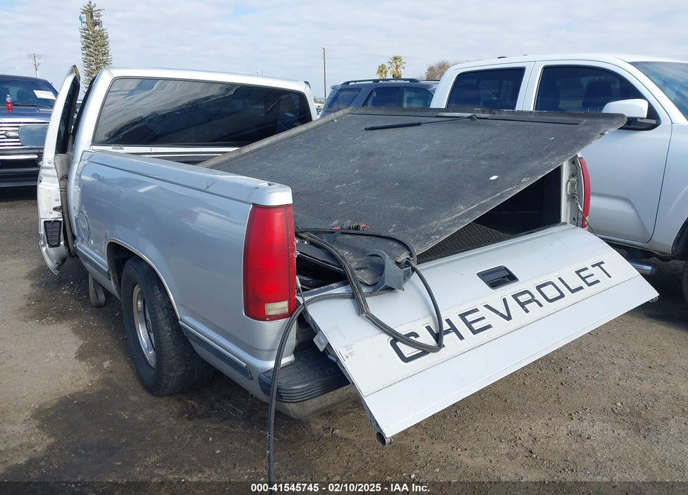 1993 CHEVROLET GMT-400 C1500 VIN: 1GCDC14K7PZ221773
