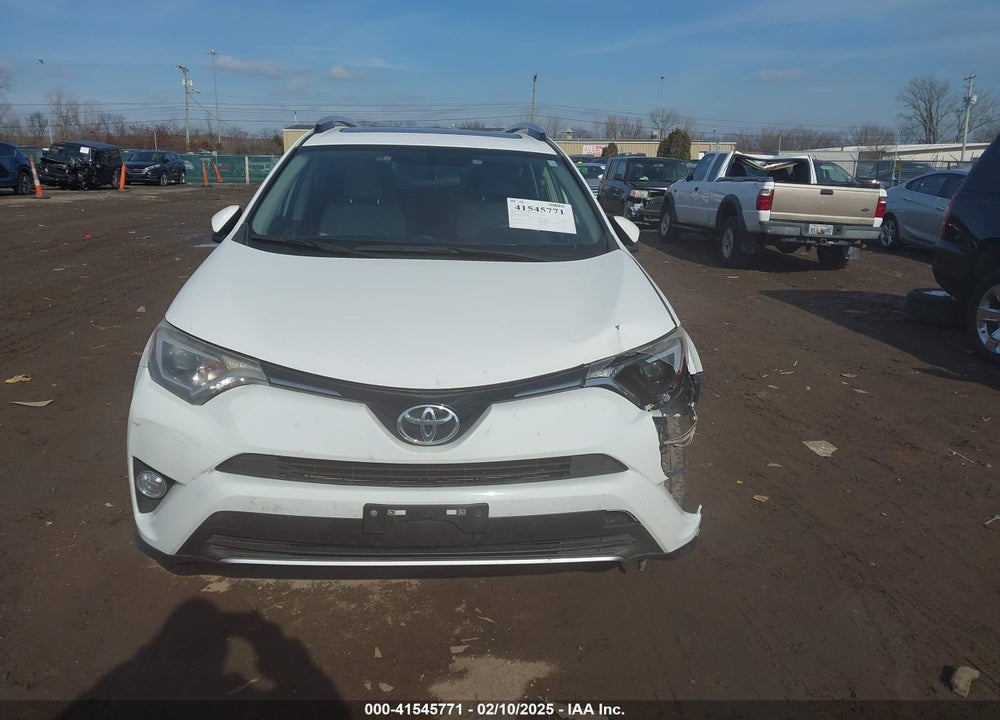 2016 TOYOTA RAV4 XLE VIN: JTMRFREV8GJ104562