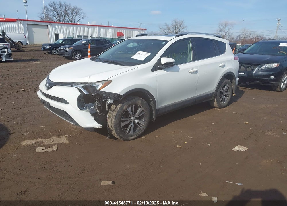 2016 TOYOTA RAV4 XLE VIN: JTMRFREV8GJ104562