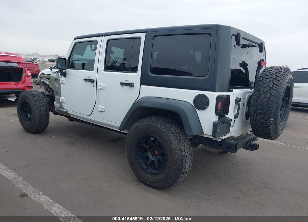 2016 JEEP WRANGLER UNLIMITED SPORT VIN: 1C4BJWDG4GL330653