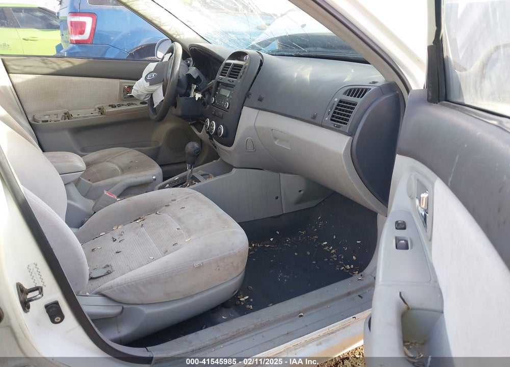 2007 KIA SPECTRA VIN: KNAFE122175402104