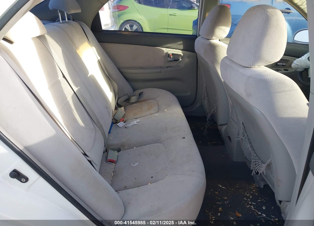 2007 KIA SPECTRA VIN: KNAFE122175402104