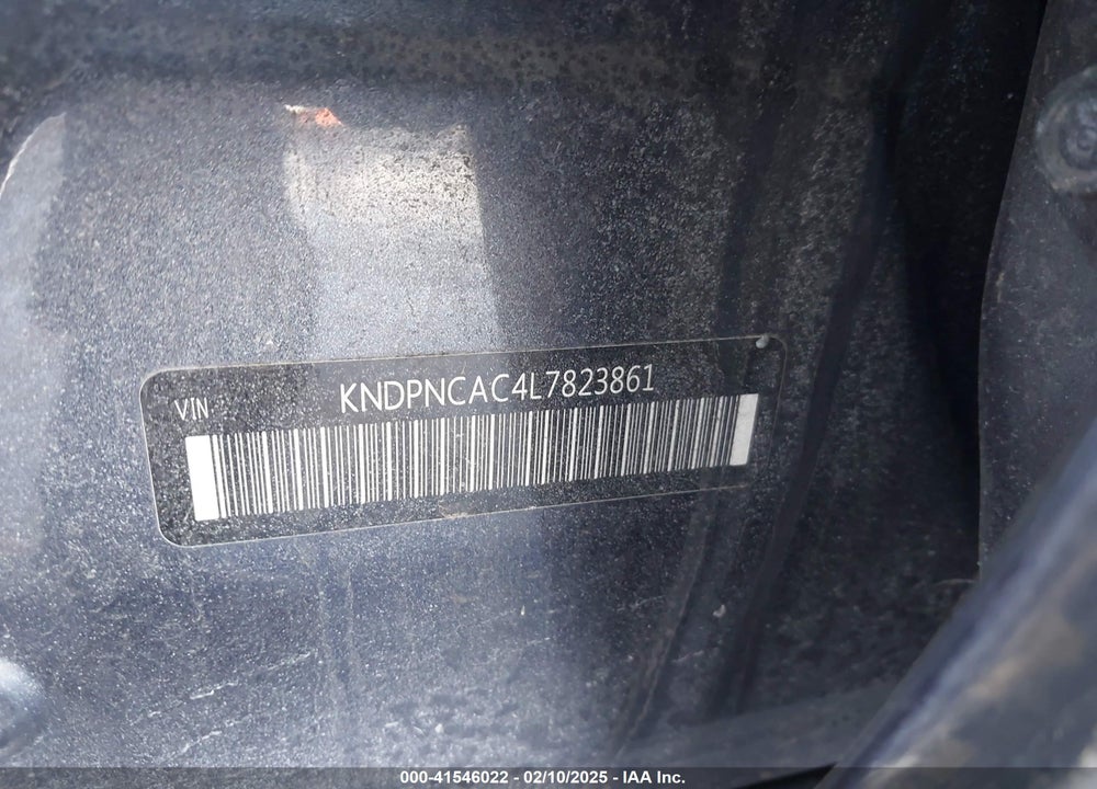 2020 KIA SPORTAGE EX VIN: KNDPNCAC4L7823861