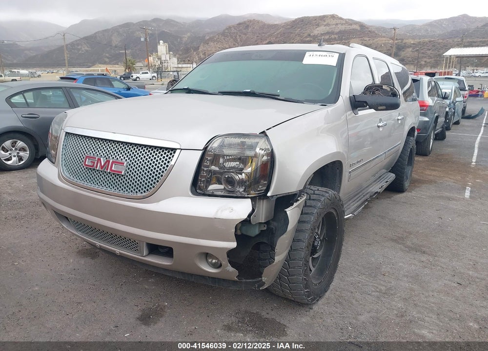 2009 GMC YUKON XL 1500 DENALI VIN: 1GKFK06229R274732