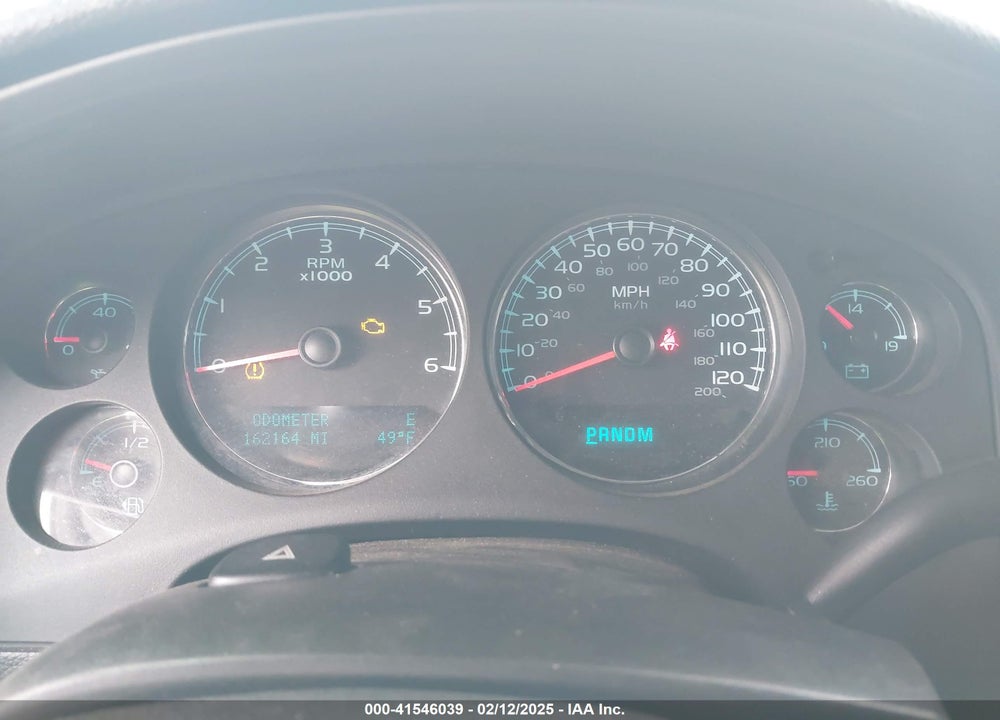 2009 GMC YUKON XL 1500 DENALI VIN: 1GKFK06229R274732