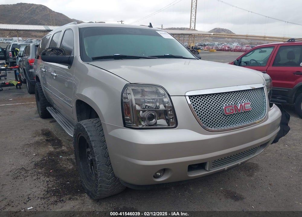 2009 GMC YUKON XL 1500 DENALI VIN: 1GKFK06229R274732
