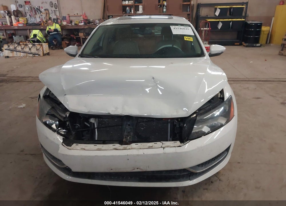 2012 VOLKSWAGEN PASSAT VIN: 1VWBP7A3XCC047638
