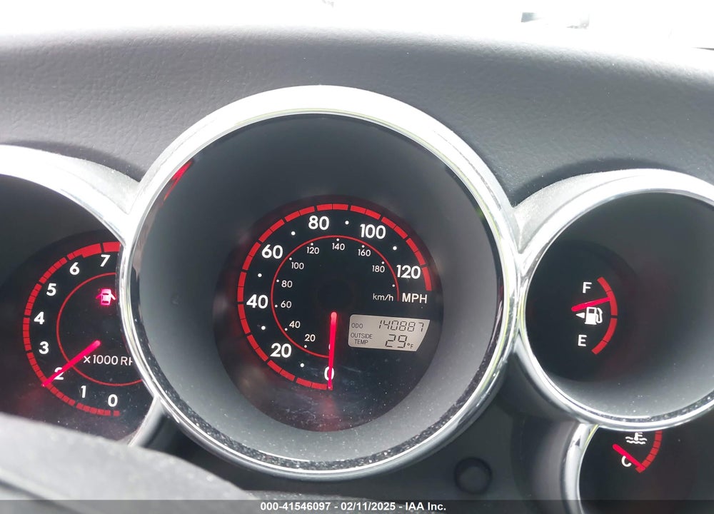 2005 TOYOTA MATRIX/XR VIN: 2T1KR32E95C334226