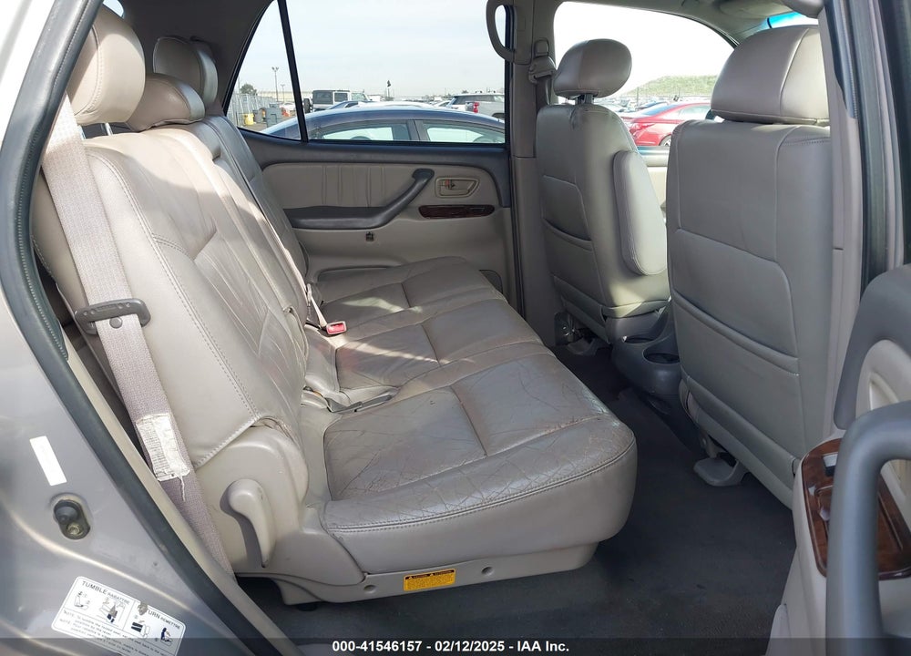 2002 TOYOTA SEQUOIA VIN: 5TDBT48A82S067143