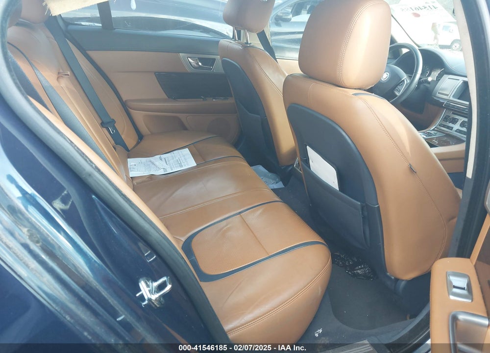 2013 JAGUAR XF VIN: SAJWJ0EF4D8S88330