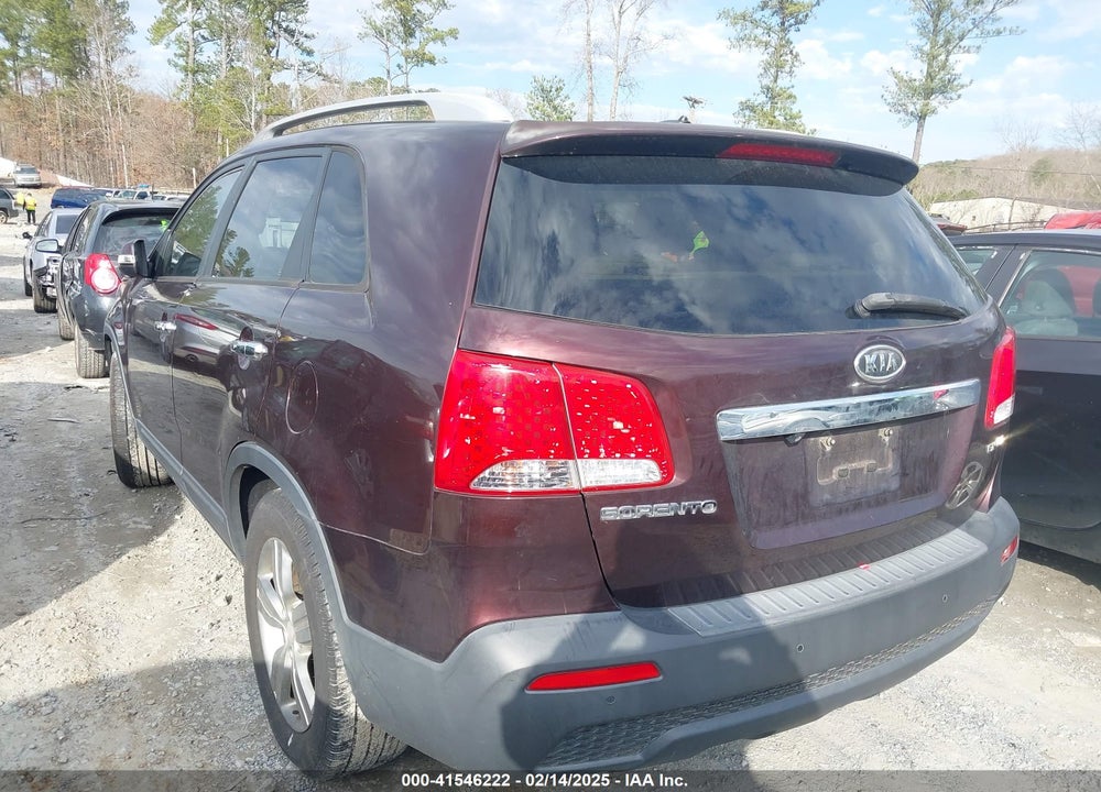 2013 KIA SORENTO VIN: 5XYKU4A29DG325878