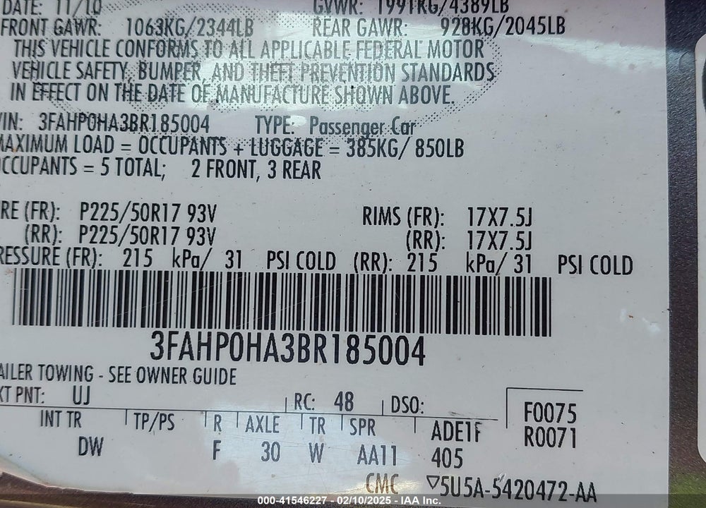 2011 FORD FUSION VIN: 3FAHP0HA3BR185004