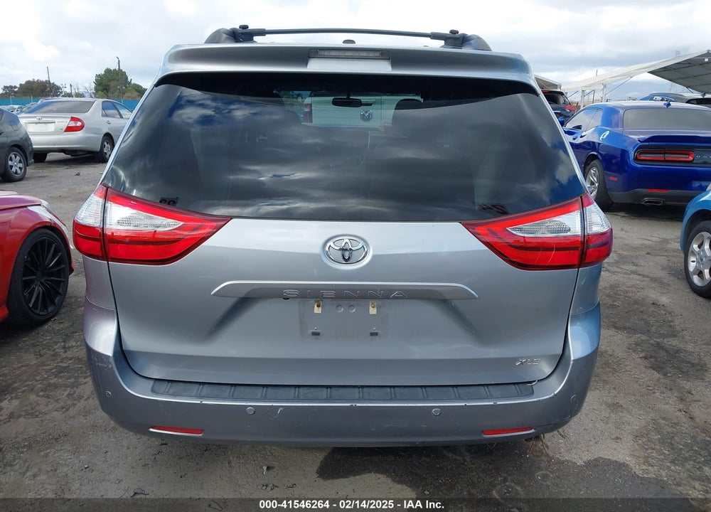 2017 TOYOTA SIENNA XLE LIMITED VIN: 5TDYZ3DC6HS809784