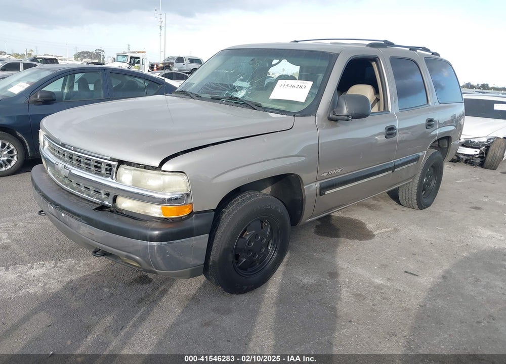 2001 CHEVROLET TAHOE LS VIN: 1GNEC13T71R199027