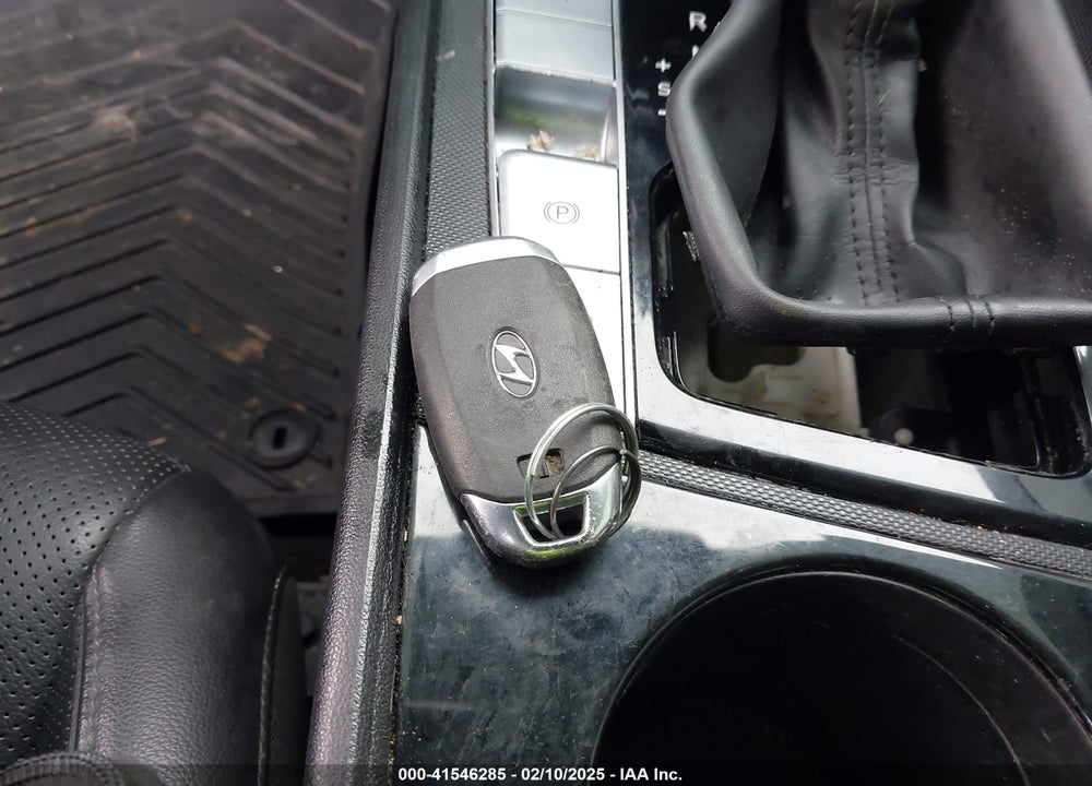 2022 HYUNDAI ELANTRA HYBRID LIMITED VIN: KMHLN4AJ7NU015152