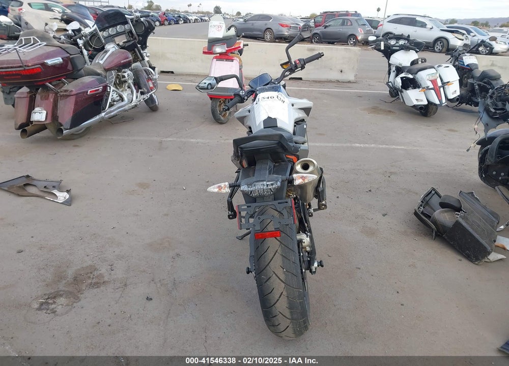 2024 KTM 790 DUKE VIN: LCETU7405RH703550