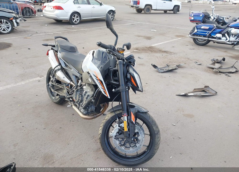 2024 KTM 790 DUKE VIN: LCETU7405RH703550